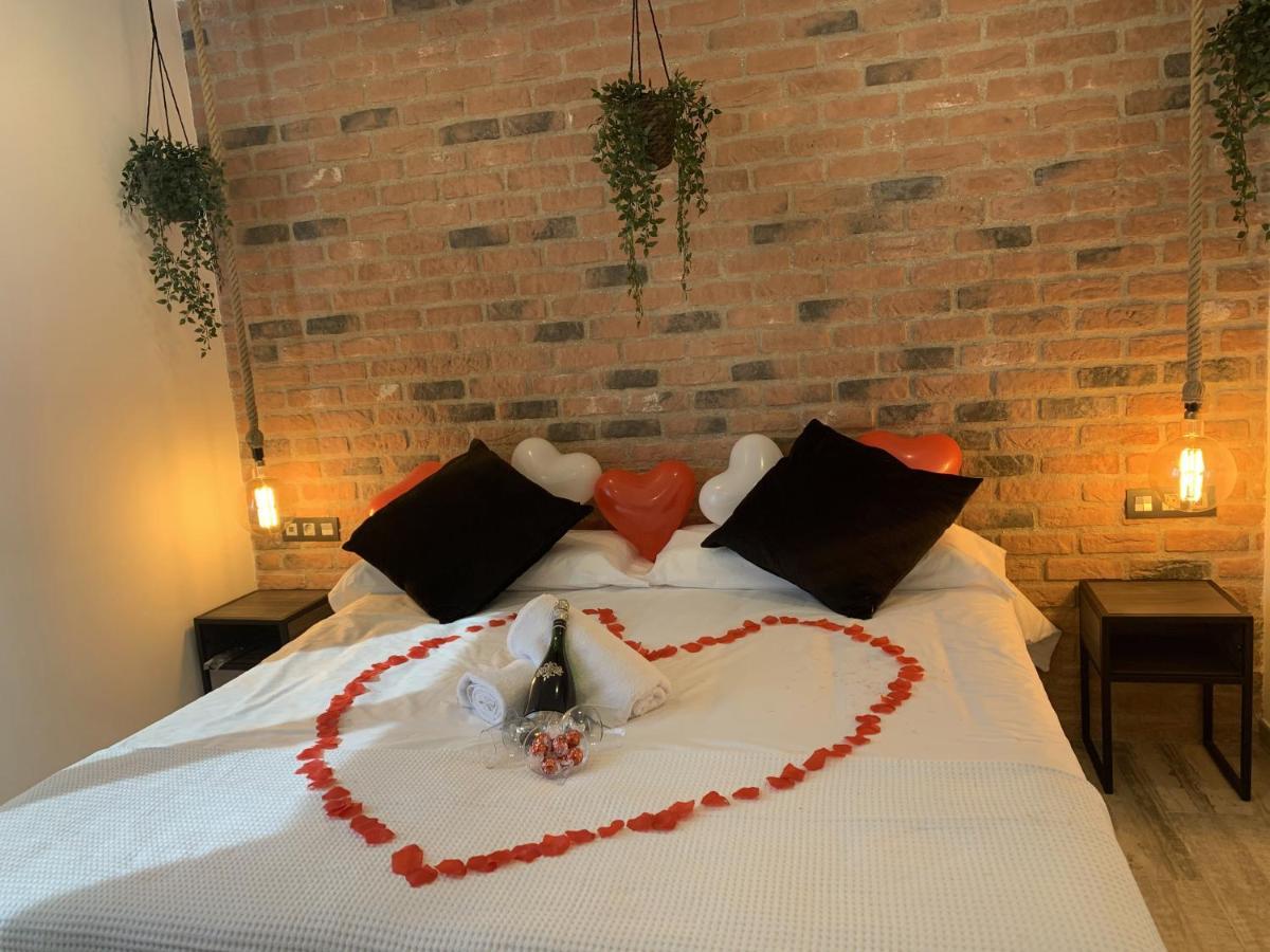 Hotel Riojano Уманес де Мадрид Екстериор снимка